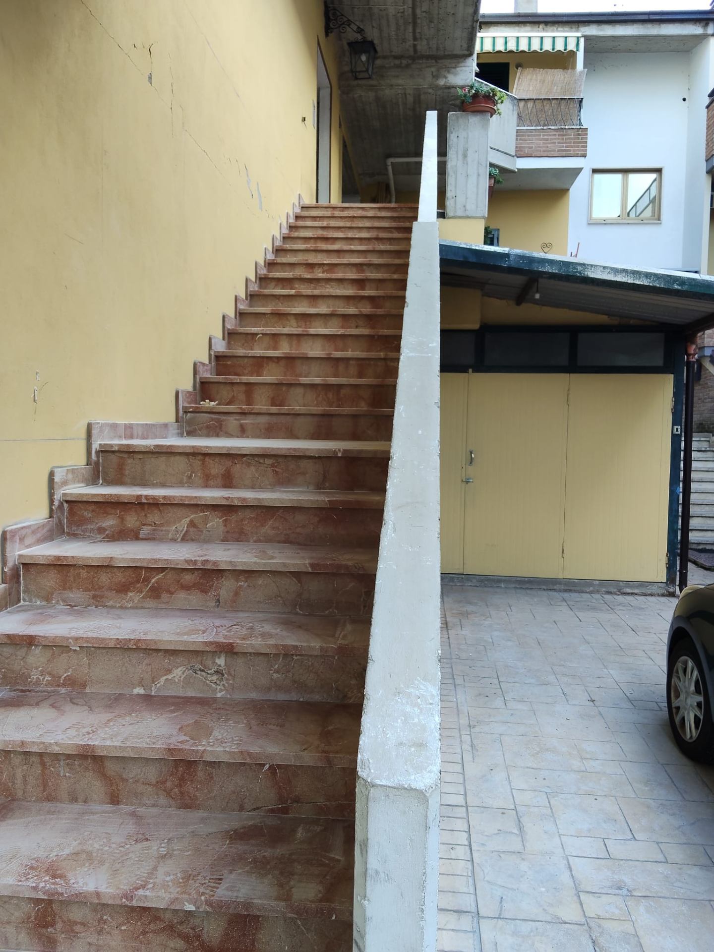 Exterior staircase in Rosa Portogallo